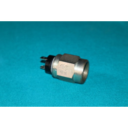 Stop spínač 24-5A 20-70kPa 852119 Tatra