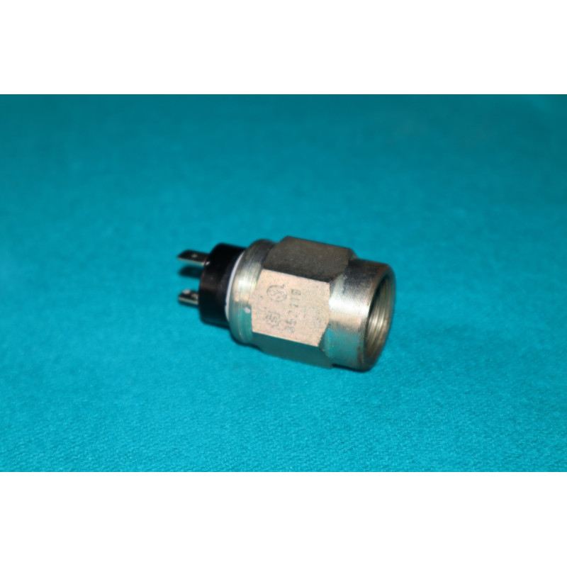 Stop spínač 24-5A 20-70kPa 852119 Tatra