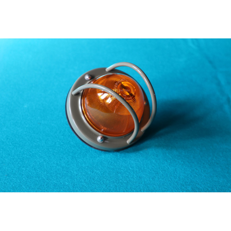 Smerové svetlo s mriežkou