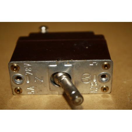 Automatický istič 5A - 28V