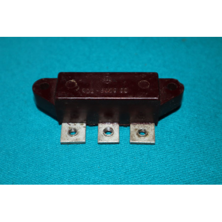 Svorkovnica dynama pripojovacia PV3S, T148