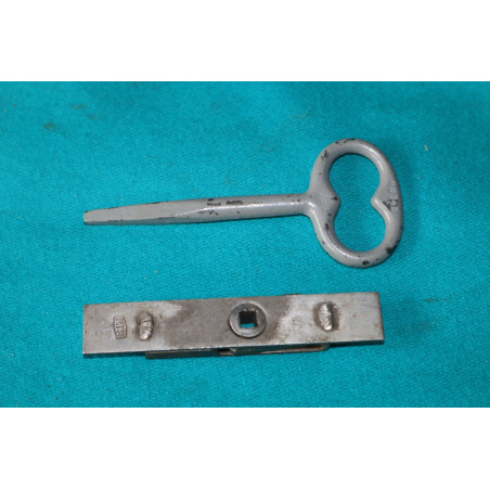 Zámok bočných dverí skrine Pv3s