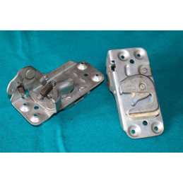 Zámok dverí pravý LIAZ