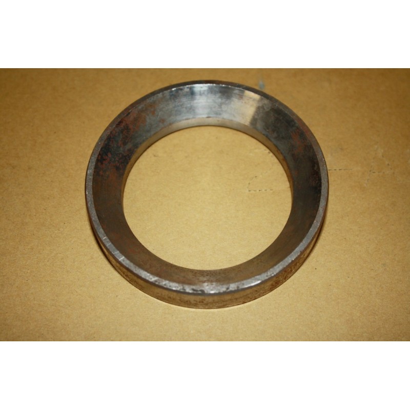 Rozperný krúžok prednej nápravy