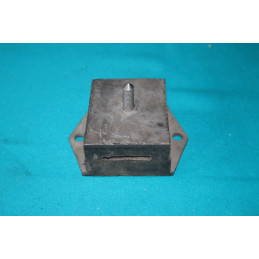 Silentblok motora predný Avia A31