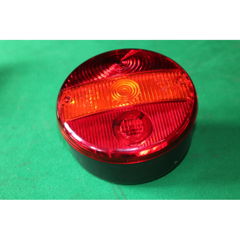 Svetlo zadn. 3-dielne plastové