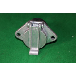 Zásuvka 7-pólová kovová  24V