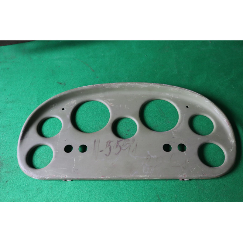 Úplný kryt prístrojovej dosky T-148