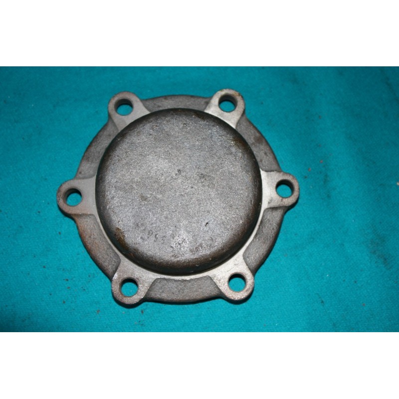 Veko nosného hriadeľa zad. nápravy