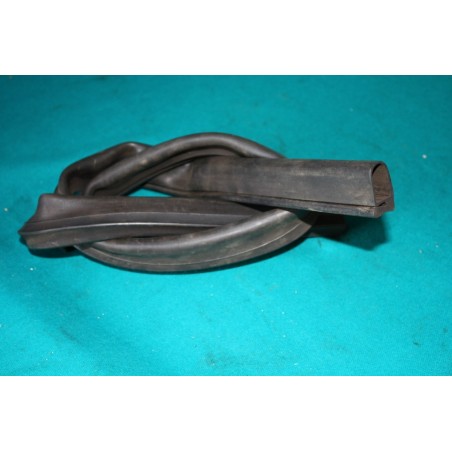 Tesnenie dverí Pv3s - kratšie