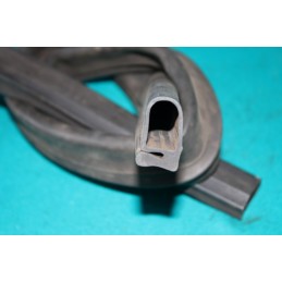 Tesnenie dverí Pv3s - kratšie