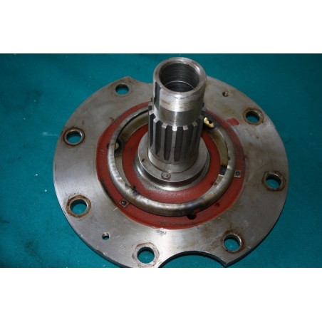 Nosný hriadeľ prednej nápravy bez skrutiek