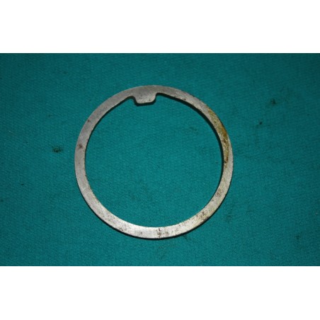 Poistný krúžok zadnej nápravy