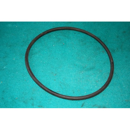 Tesniaci krúžok pod veko gufera