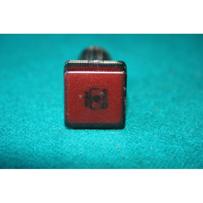 Kontrolka pomocného pohonu  - červená