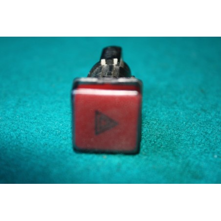 Kontrolka varov. svetiel - červená