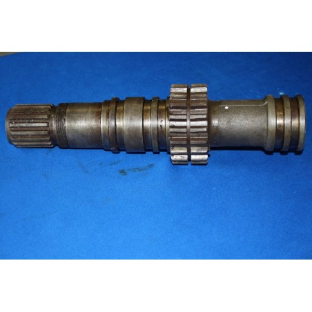 Hnací hriadeľ T-148 -sklapačový