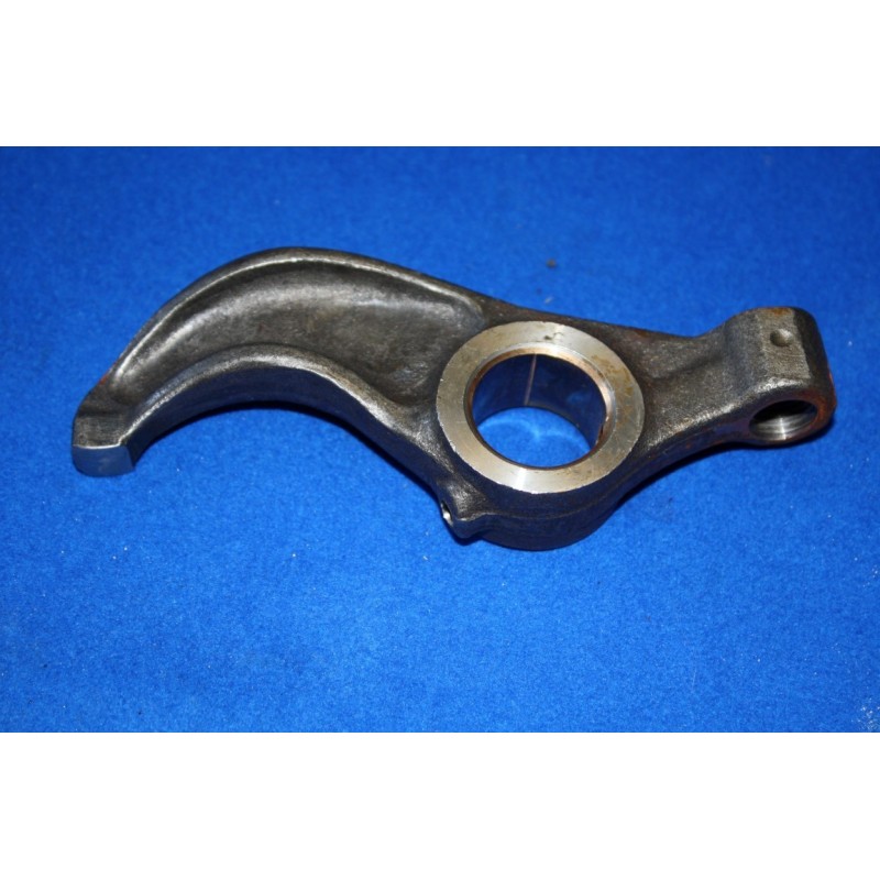 Váhadlo výfukového ventilu