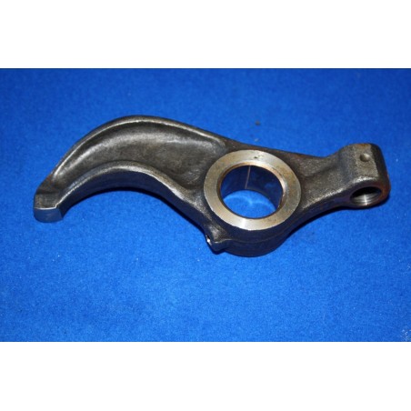 Váhadlo výfukového ventilu