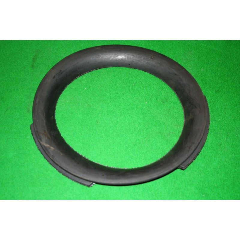 Kryt svetlometu predný Tatra