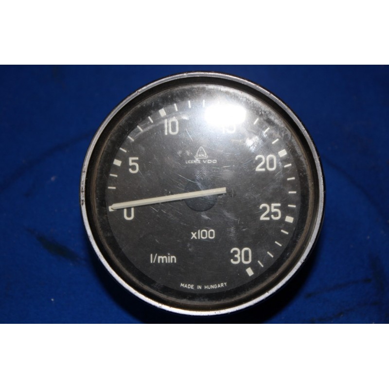 Otáčkomer 38004818005 Tatra