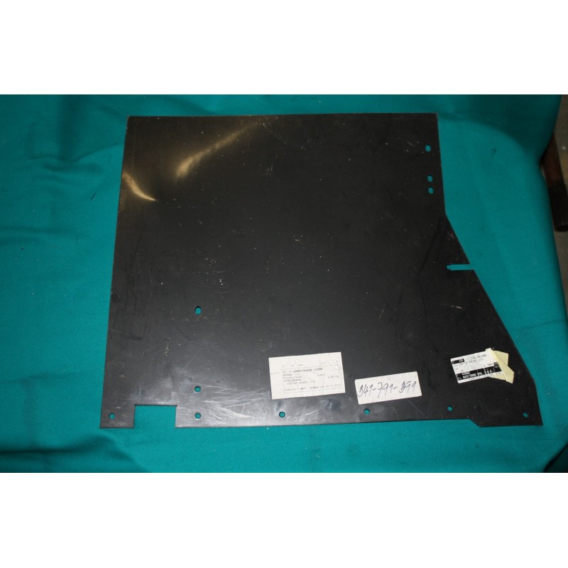 Zástera pred predným kolesom ľavá Tatra