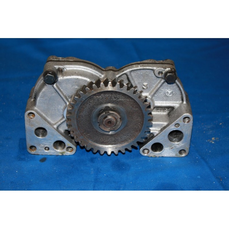 Čerpadlo olejové T-813