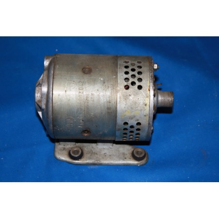 Motorček stierača T-148. 24V/50W/2200 ot