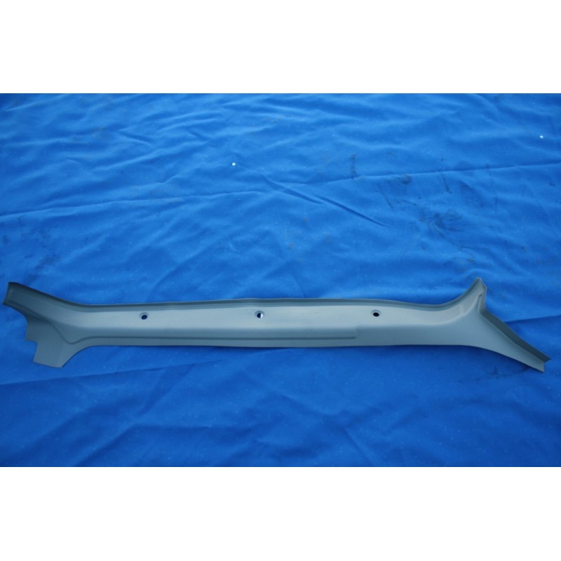 Kryt stĺpika kabíny ľavý Tatra