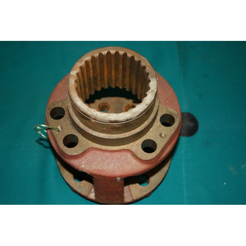 Skriňa medzinápravového diferenciálu Tatra