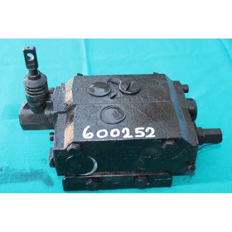 Rozvádzač RHR 20B1JR- s páčkou Repas