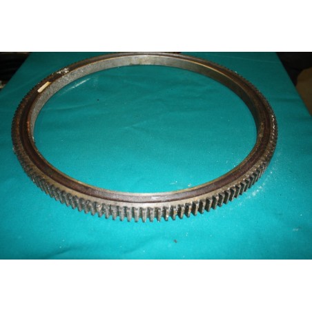 Veniec zotrvačníka T-148