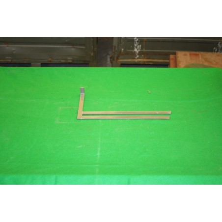 Úplný držiak stupačky pravý Pv3s