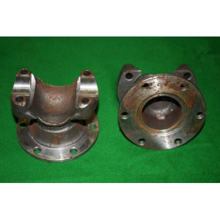 Nádstavec s prírubou a nábojom