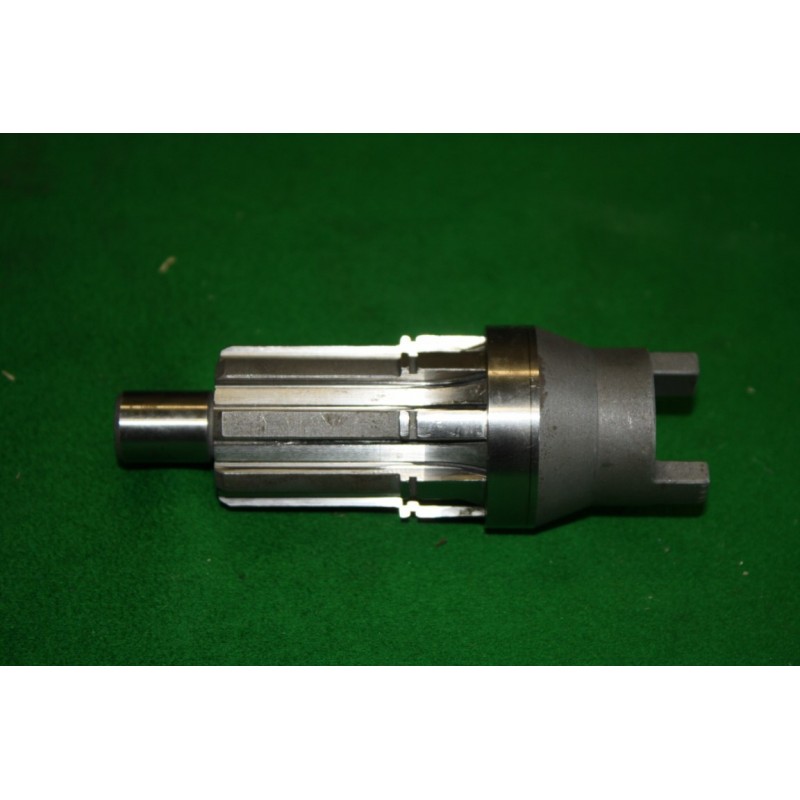 Príruba náhonu čerpadla U20 L