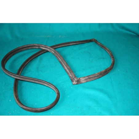 Tesnenie výklopného skla 