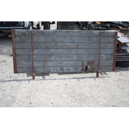 Predné čelo úplné pre vozidlo z navijáko Pv3s