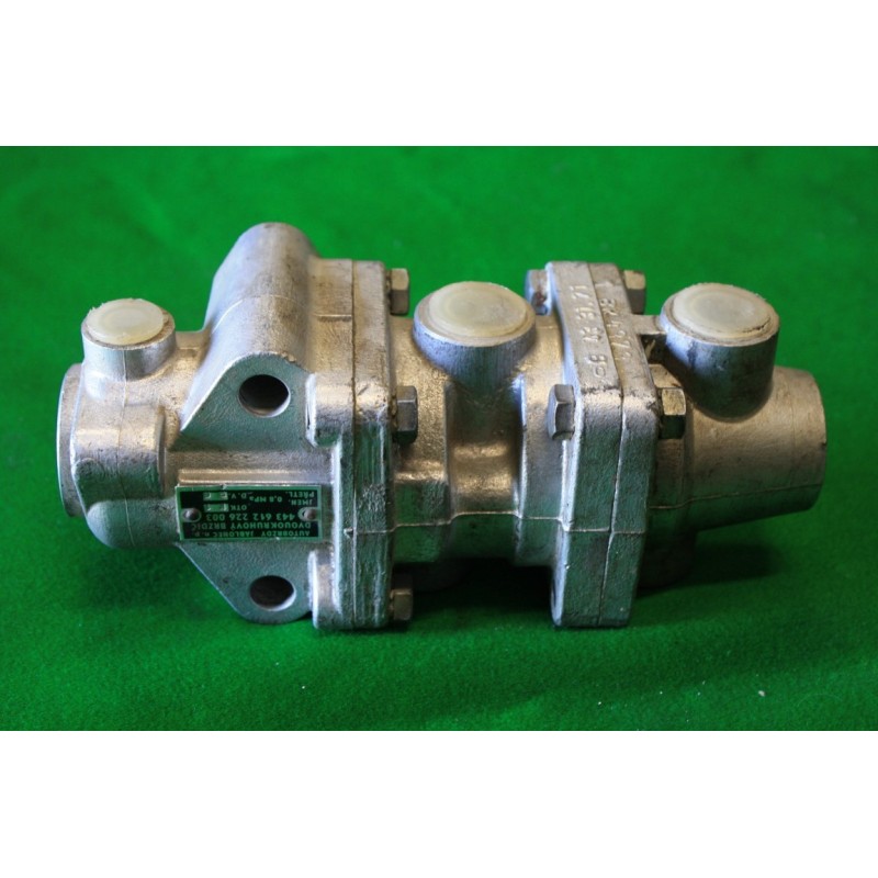 Brzdič pedálový 2 okruhový Liaz