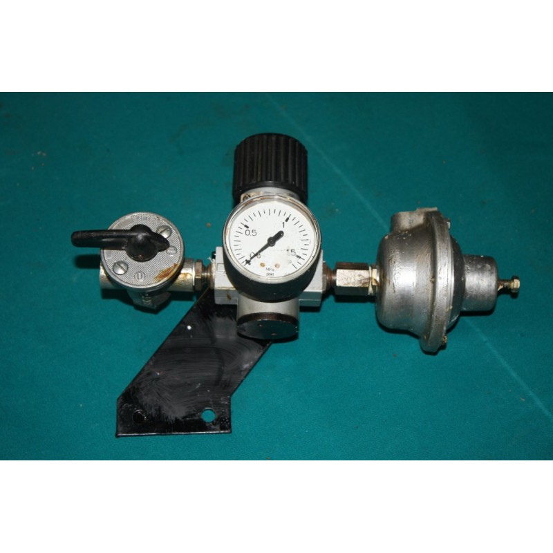 Regulátor tlaku vzduchu T-813