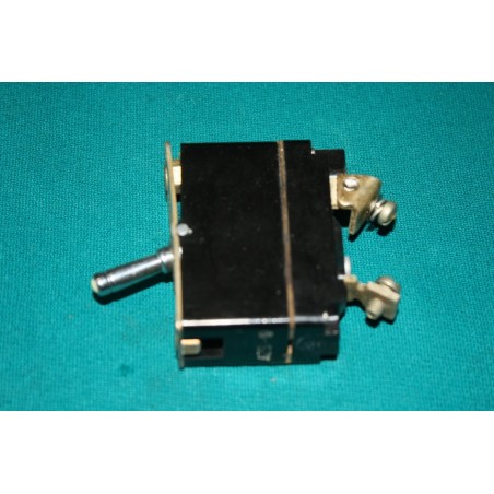 Automatický istič 10A -28V