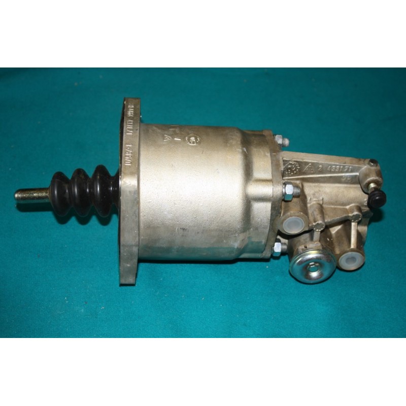 Posilovač spojky T-815 Tatra