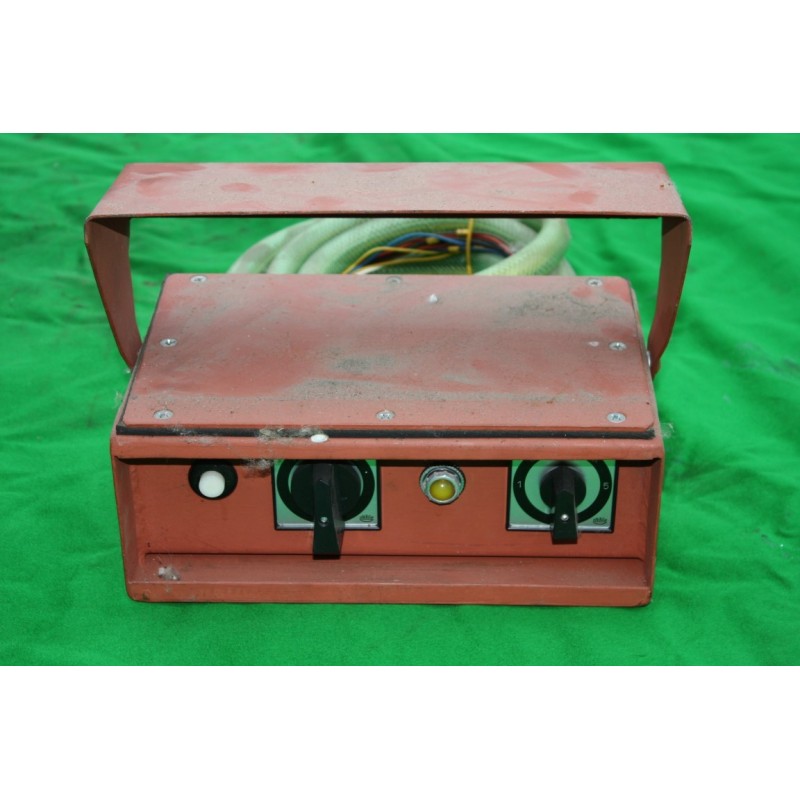 Skrinka ovládacia zadná kompletná domiešavač AM-369