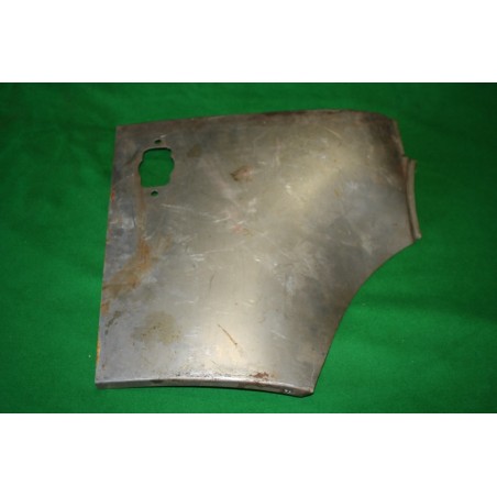 Ľavý výlisok pri smeróvke - T148