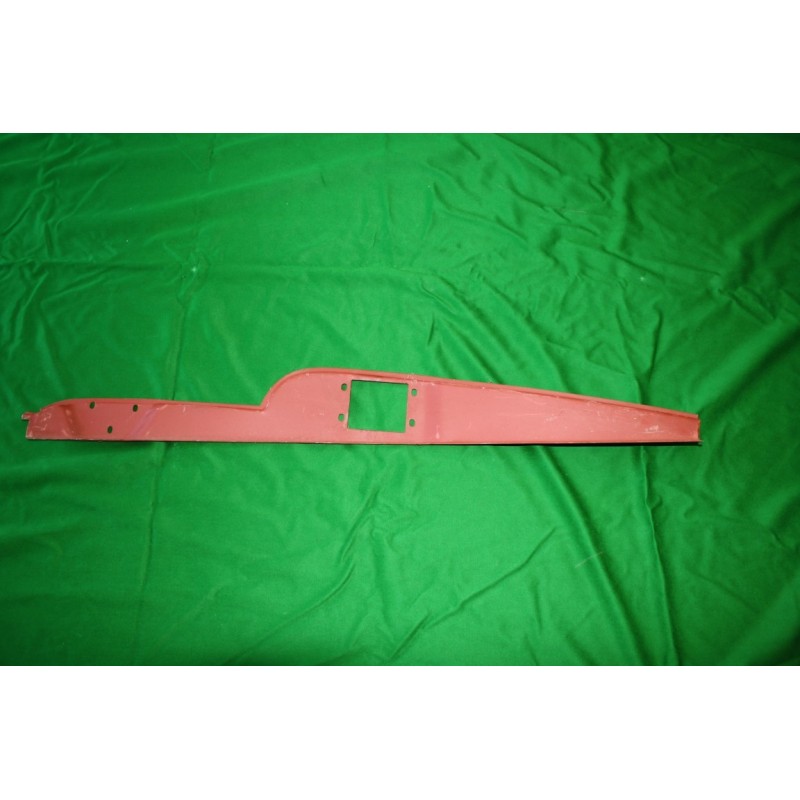 Výlisok stlpika dverí ľavý T-148