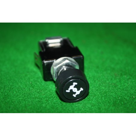 Spínač ťahací uzavierky dif. Tatra