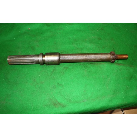 Hriadeľ pomocného pohonu T-148