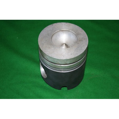 Piest fí. 120,5 - T-815