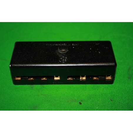 Poistková skrinka 8 pólová PAL