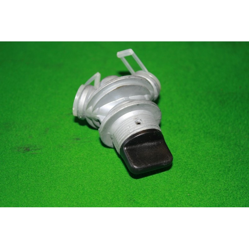 Kohút priamy s aretáciou Tatra