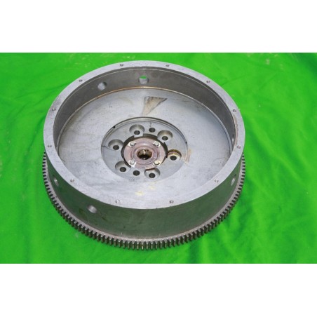 Zotrvačník T-148 úplný